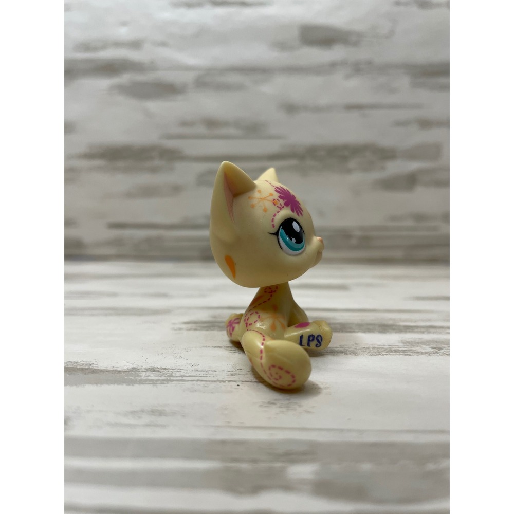 Littlest Pet Shop #1231 Lps Post Card Yellow/ Purple Flowers Sitting Cat. - Picture 4 of 8